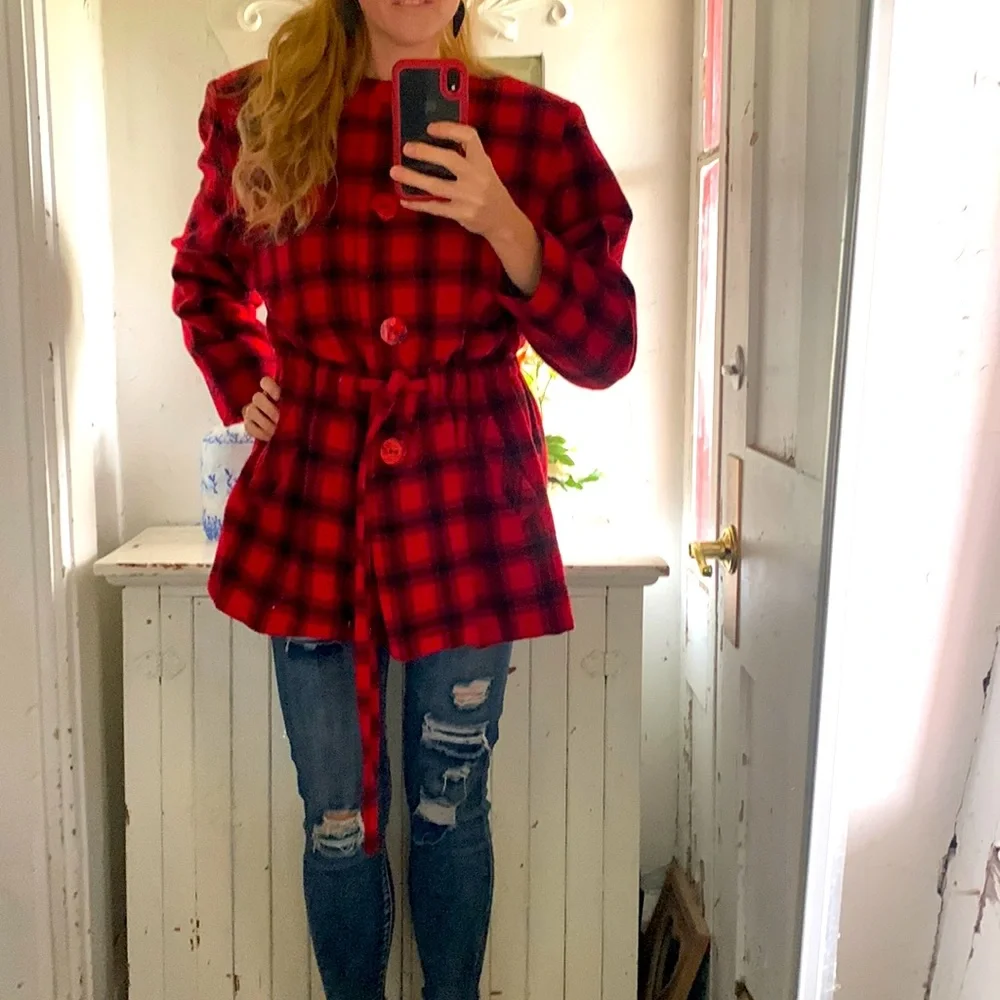 Women’s red and black plaid wool jacket, size 14 - Picture 1 of 7